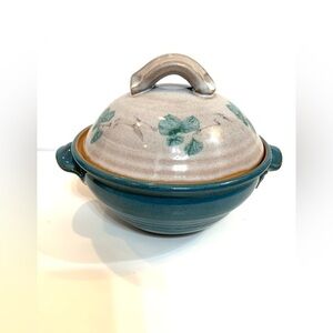 Blue Stoneware Studio Pottery Casserole Bowl Signed by Artist Suzanne Kent